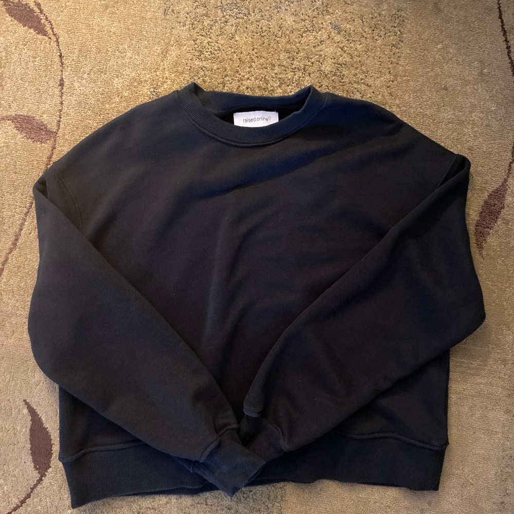 Black Crewneck Sweatshirt
